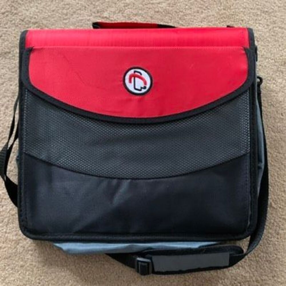 Case-It The Mighty Zip Tab Red & Black 3 Ring Binder 3” Capacity
